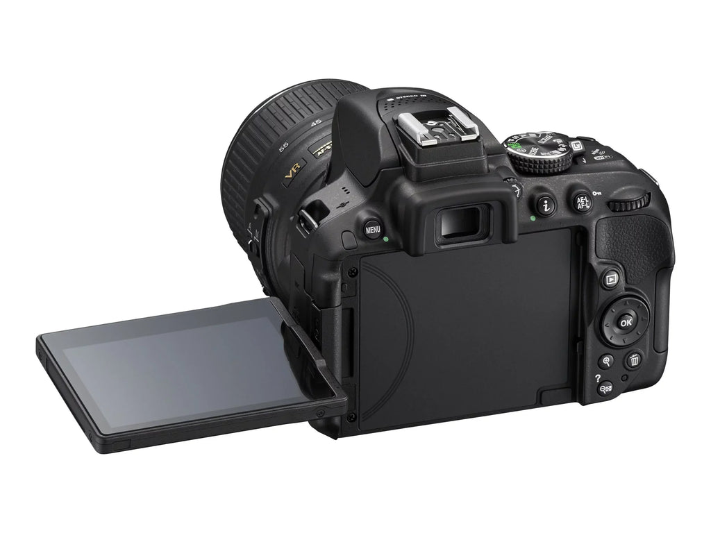Nikon /  Camera with 18-55mm and 70-300mm Lenses